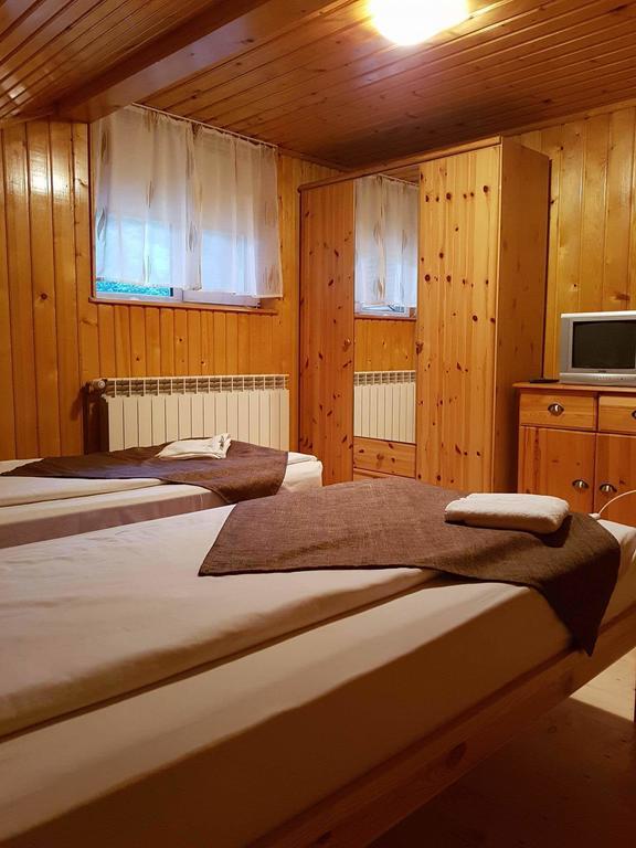 Cabana Sarmis Costesti Eksteriør bilde